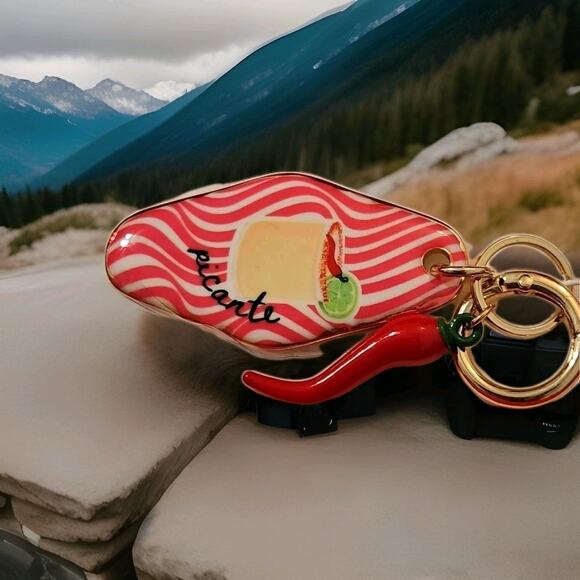 Piper K Keychain Spicy Picante Chili Pepper Handbag Purse Bag Charm Key Chain - Picture 3 of 3